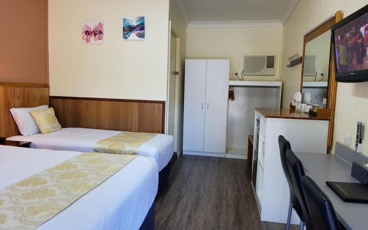 Highway Motor Inn Taree Exteriör bild