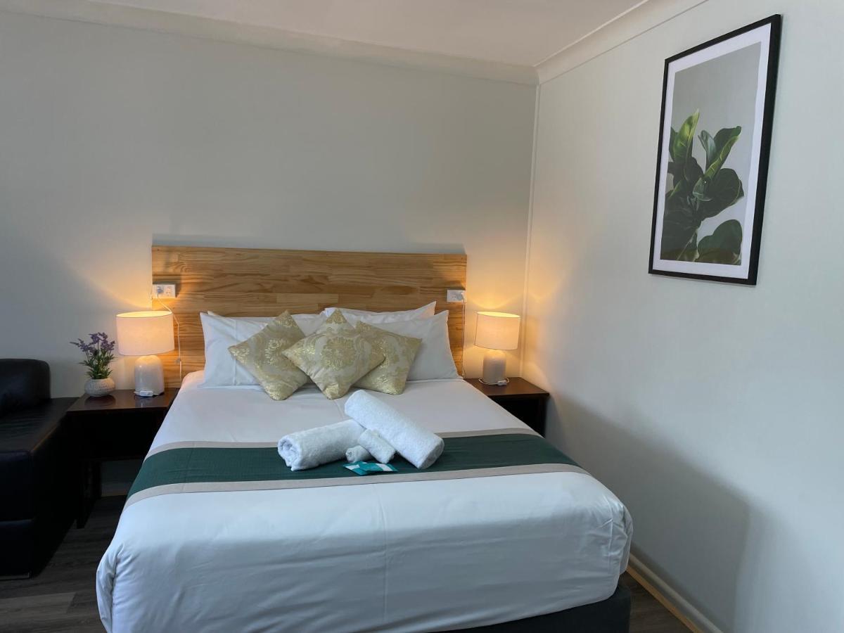 Highway Motor Inn Taree Exteriör bild