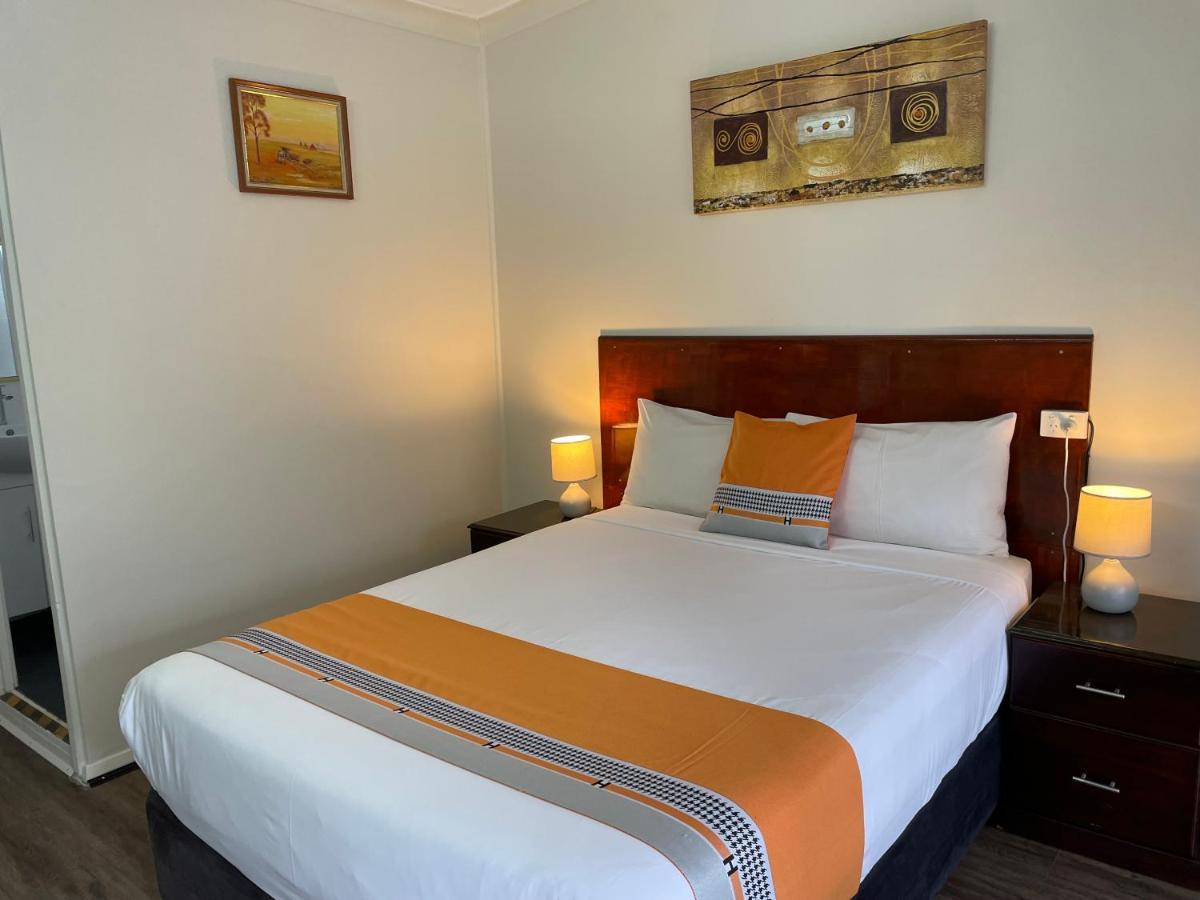 Highway Motor Inn Taree Exteriör bild